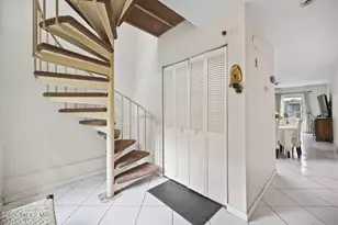 29 English Club Dr, Englishtown, NJ 07726 - Photo 3