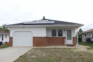 108 Barbuda St, Toms River Township, NJ 08757 - Photo 3