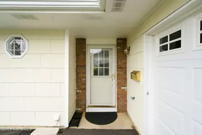 27 Tony Court, Brick, NJ 08724 - Photo 5