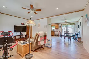 22 Easy St, Freehold, NJ 07728 - Photo 5