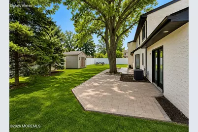 530 Palmer Avenue, Belford, NJ 07718 - Photo 9