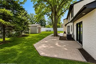 530 Palmer Ave, Belford, NJ 07718 - Photo 9