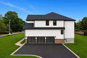 15 Hobart St, Marlboro Township, NJ 07746 - Photo 5