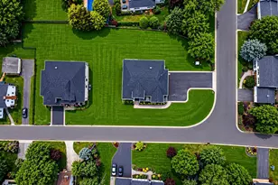 15 Hobart St, Marlboro Township, NJ 07746 - Photo 7