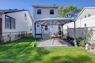 945 N Concourse, Aberdeen Township, NJ 07735 - Photo 23
