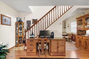945 N Concourse, Aberdeen Township, NJ 07735 - Photo 5