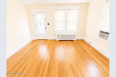 243-245 Monmouth Street #2, Hightstown, NJ 08520 - Photo 3