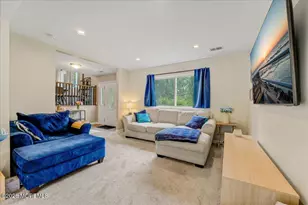 537 Roxbury Rd, Belford, NJ 07718 - Photo 7