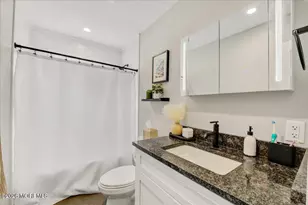 537 Roxbury Rd, Belford, NJ 07718 - Photo 17
