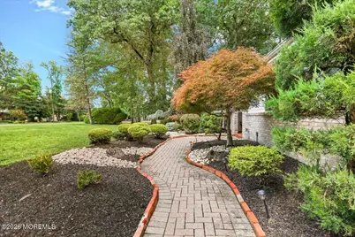 323 Union Hill Road, Manalapan Township, NJ 07726 - Photo 9