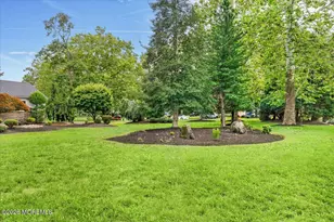 323 Union Hill Rd, Manalapan Township, NJ 07726 - Photo 7