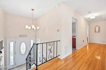 20 Jay Court, Hazlet Township, NJ 07730 - Photo 9