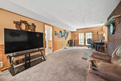 20 Jay Court, Hazlet Township, NJ 07730 - Photo 29