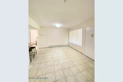 118 D Amberly Drive #D, Manalapan Township, NJ 07726 - Photo 5