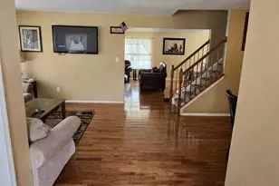 12 Durham Dr, Columbus, NJ 08022 - Photo 3