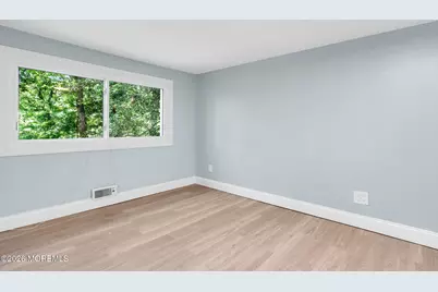 32 Bruning Lane, Spotswood, NJ 08884 - Photo 15