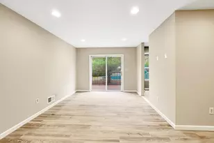 29 Heron Ct, Manalapan Township, NJ 07726 - Photo 3