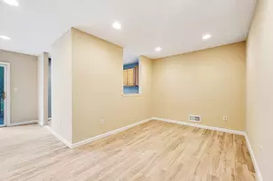29 Heron Ct, Manalapan Township, NJ 07726 - Photo 5