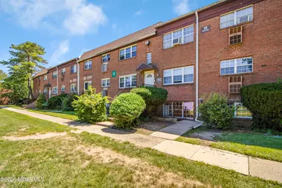 304 College Drive #304, Edison, NJ 08817 - Photo 3