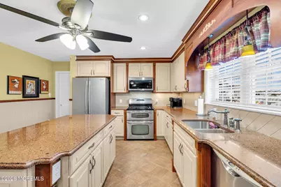 122 Morris Boulevard, Manahawkin, NJ 08050 - Photo 15