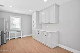 292 Washington St, Keyport, NJ 07735 - Photo 9