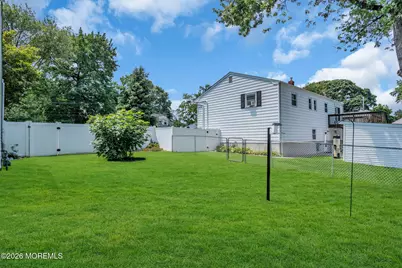 147 Clairmont Avenue, Belford, NJ 07718 - Photo 7