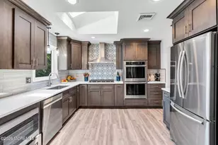 147 Clairmont Ave, Belford, NJ 07718 - Photo 9