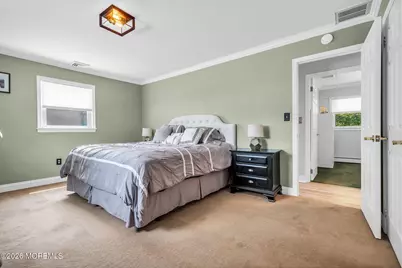 147 Clairmont Avenue, Belford, NJ 07718 - Photo 15