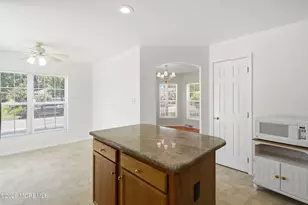 25 Fort Lee Dr, Manahawkin, NJ 08050 - Photo 13