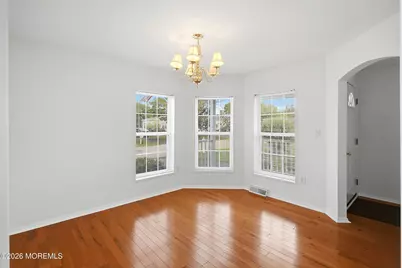 25 Fort Lee Drive, Manahawkin, NJ 08050 - Photo 9