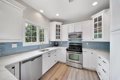 302 Villa Drive, Long Branch, NJ 07740 - Photo 19