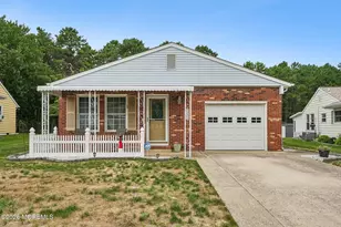 423 Costa Mesa Dr, Toms River Township, NJ 08757 - Photo 1