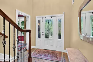 93 Lamb Ln, Manalapan Township, NJ 07726 - Photo 13
