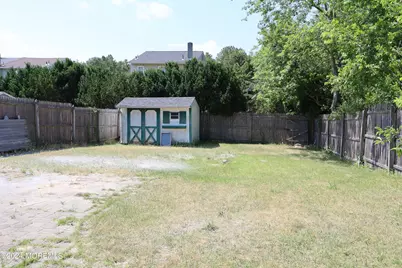 814 Laurel Street, Lakehurst, NJ 08733 - Photo 11