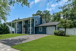 37 Old Bridge Dr, Howell Township, NJ 07731 - Photo 3