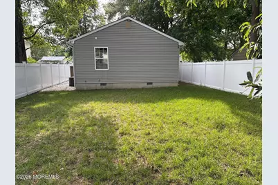 240 Atlantic Avenue, North Middletown, NJ 07748 - Photo 19