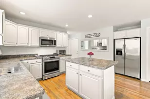 2610 Allen St, Point Pleasant, NJ 08742 - Photo 9