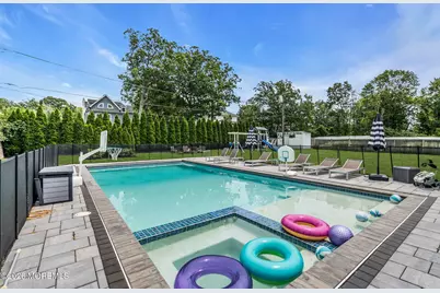 501 Monmouth Place, Long Branch, NJ 07740 - Photo 23