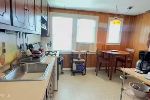 27 Barker Ave, Shrewsbury, NJ 07724 - Photo 5