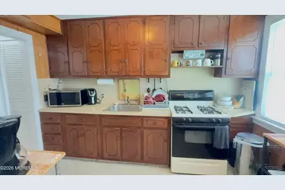 27 Barker Avenue, Shrewsbury, NJ 07724 - Photo 3