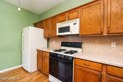 101 Meadowlark Drive, Hamilton Township, NJ 08690 - Photo 11