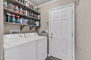 44 Marcia Memorial Cir, Jackson, NJ 08527 - Photo 17