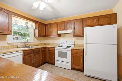 45 Dogwood Road #8, Manahawkin, NJ 08050 - Photo 11