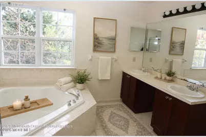 86 Banyan Boulevard, Holmdel, NJ 07733 - Photo 15