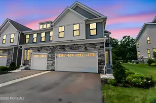 113 Mustang Dr, Manalapan Township, NJ 07726 - Photo 1