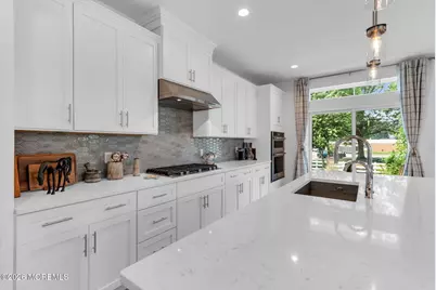 113 Mustang Drive, Manalapan Township, NJ 07726 - Photo 9