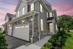 113 Mustang Dr, Manalapan Township, NJ 07726 - Photo 3