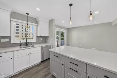 20 Pinckney Road #A4, Red Bank, NJ 07701 - Photo 3