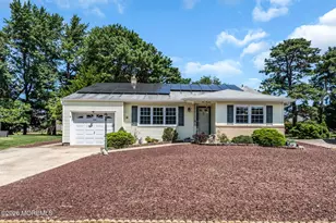 113 Edgewater Ct, Toms River Township, NJ 08757 - Photo 31
