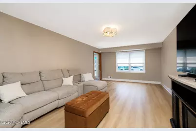 14 Kilmer Drive, Manalapan Township, NJ 07726 - Photo 3